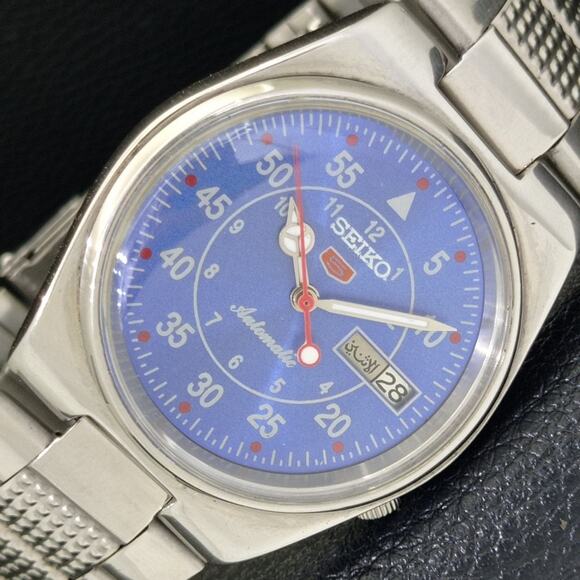 Seiko Other - Vintage 1989 Seiko Automatic Mens Silver Watch W/daydate & Blue accents